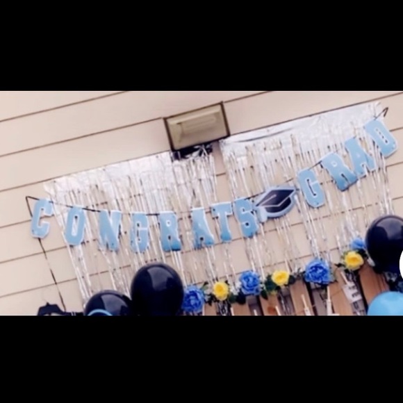 ⚜️White & Silver Congrats 🎊Grad 🎓Letter Banner - Picture 7 of 8